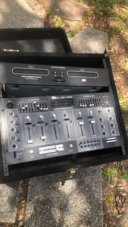 Dj mixer works