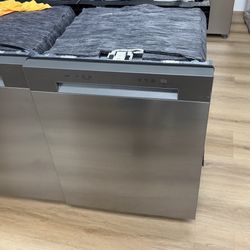 LG Stainless Steel 24” Built In Dishwasher 