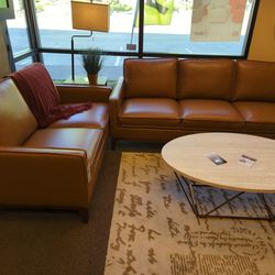 LEATHER SOFA AND LOVESEAT SET NEW