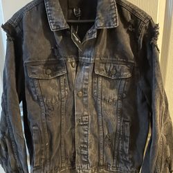 Brand New Forever 21 Distressed Black Denim Jacket Size Medium 