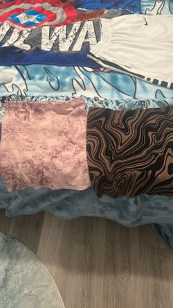 2 mini skirts