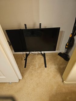 ROKU  36" TV