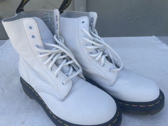 Dr. Martens Size 5 White Boots