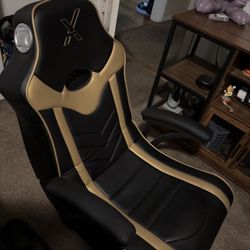 X Rocker Bluetooth Gaming Chair - Stereo Speakers & Subwoofer - Black & Gold