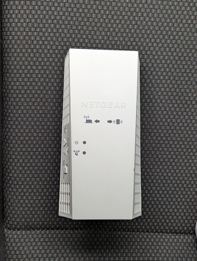NETGEAR EX6250 Wi-Fi Mesh Range Extender