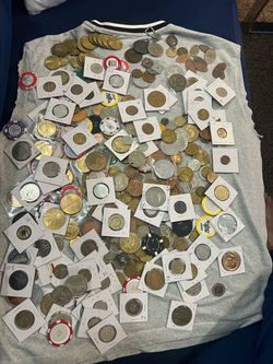 Tokens (450 assorted pieces)