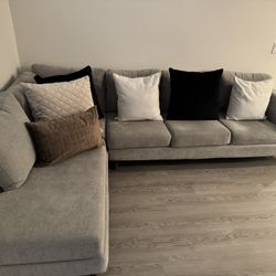 Sectional Couch 