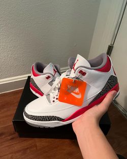 Jordan 3 ‘Fire Red’ Size 11