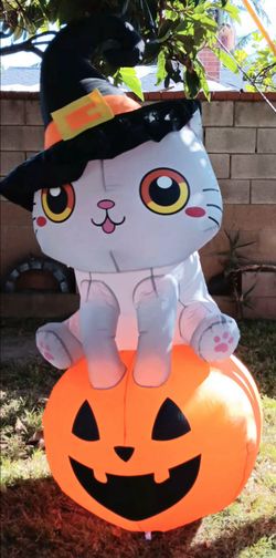 GOOSH Cat on a Pumpkin Inflatable