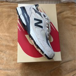 New Balance 990v3 Moonbeam 