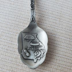Vintage souvenir spoon Georgia Pewter spoon /Georgia Peach collectible