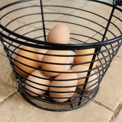 Fresh Farm Eggs 