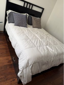 Queen bed ,mattress and dresser for Sale