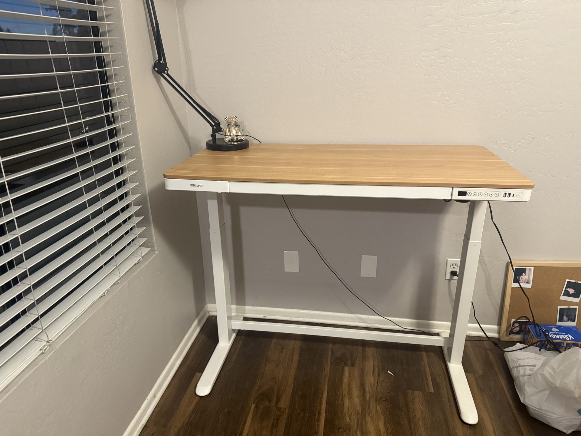 Height Adjustable Electric Standing Desk