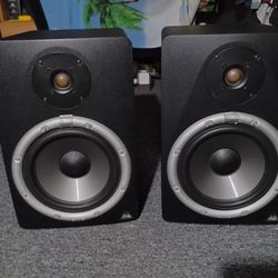 M Audio BX8 Monitors 