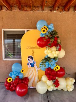 Balloon arch
