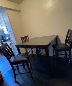 Dinning Table