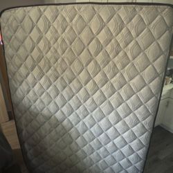 Full Size Matttress