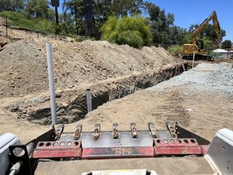 Free Dirt & Free Delivery!!