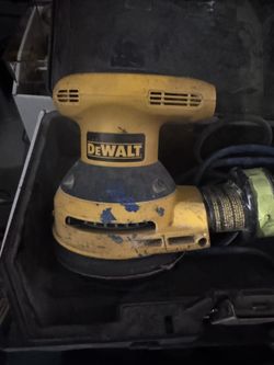 DeWalt Orbital Sander