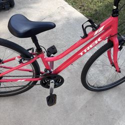 Trek Verve 2 Low step Hybrid Bike Like New