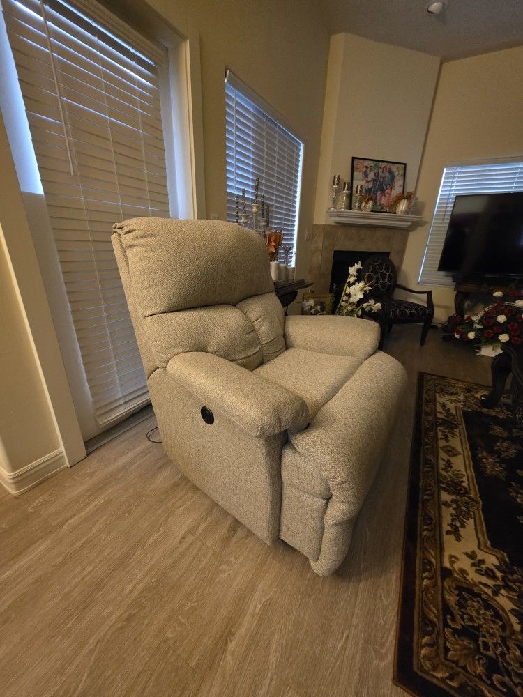 Recliner 