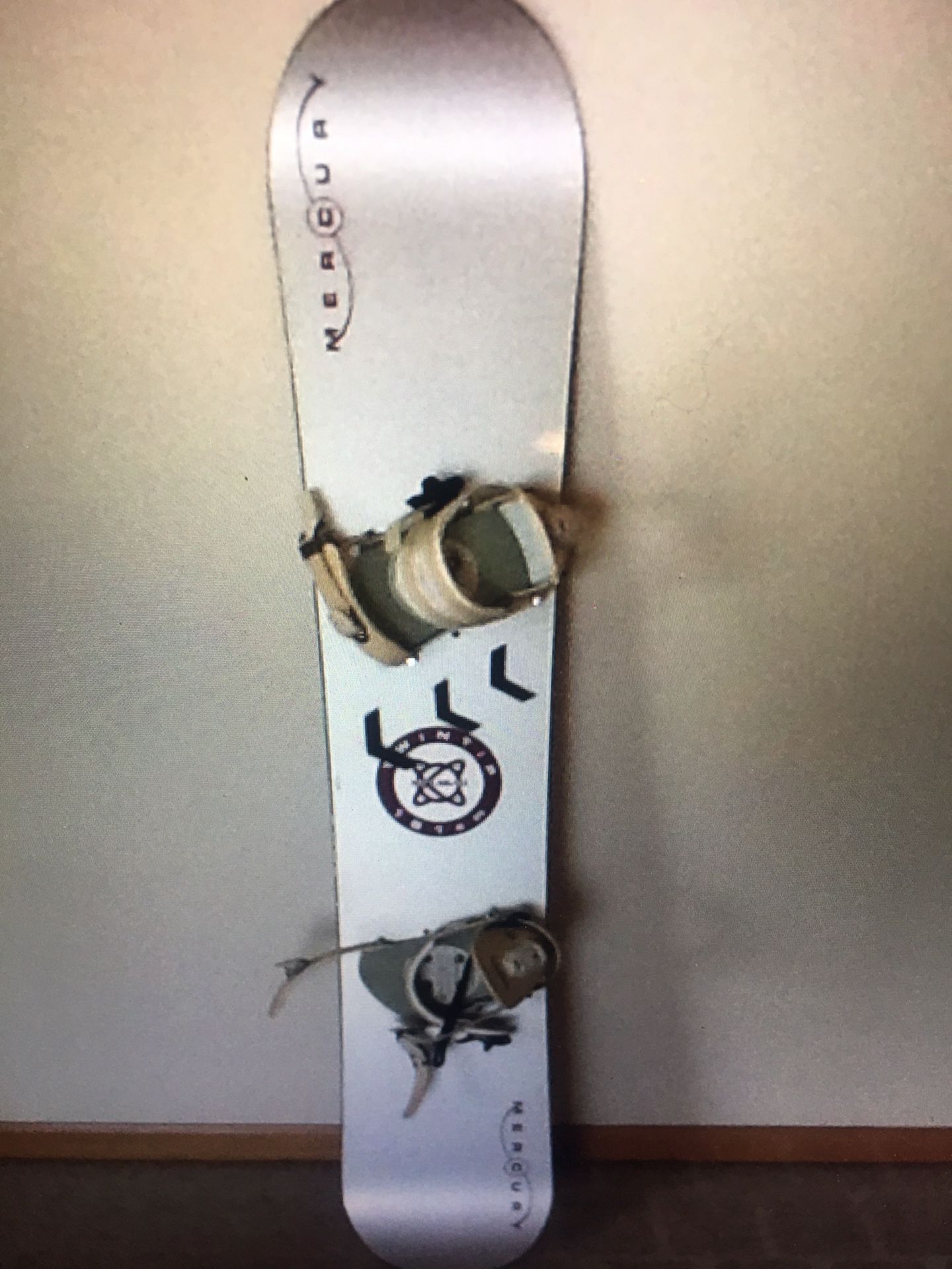 Mercury snowboard by Liquid