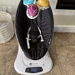 4 Moms Multi-Motion Baby Swing 