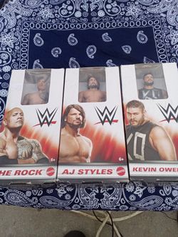 mattel WWE ROCK   AJ.  KEVIN