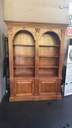 Bookshelf wood