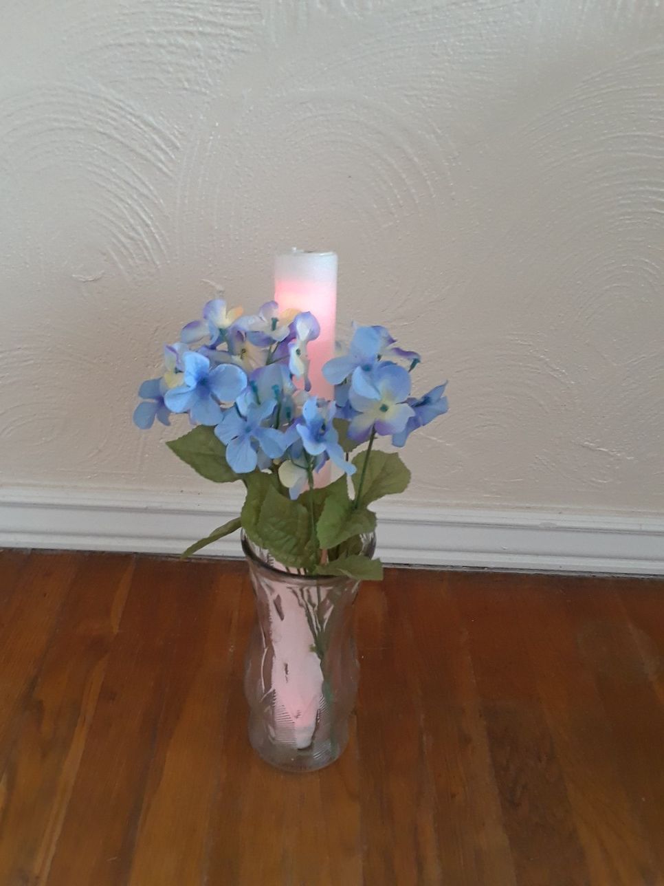 Decorative Vase & Flowers