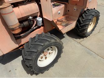 R40 Ditch Witch