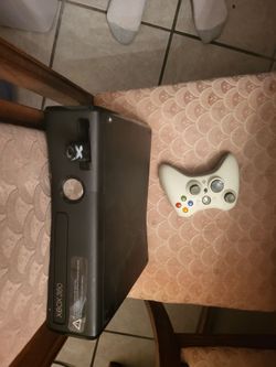 Xbox 360 slim 250gb +extras
