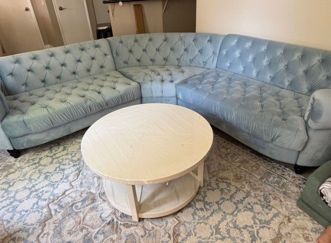 Acme Furniture Qulan Sectional Sofa