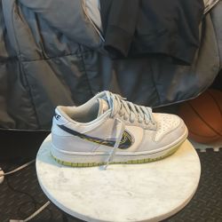 Nike SE dunks