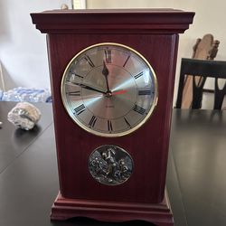 Quartz Golf Themed Clock