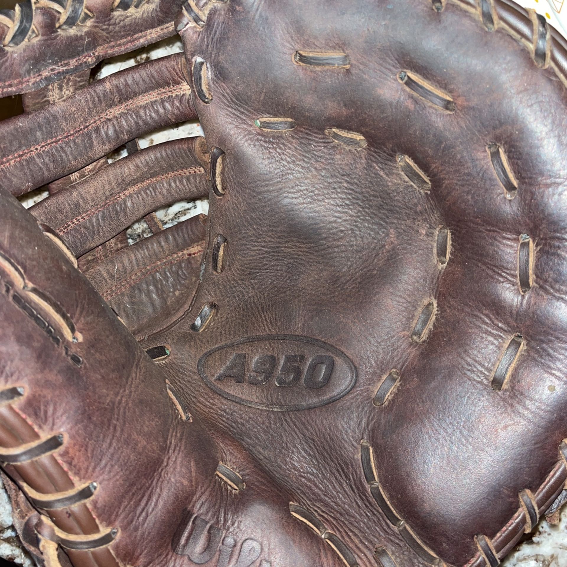 Wilson A950  First basemen Glove