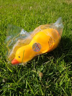 Jumbo Squish Duck 🐥
