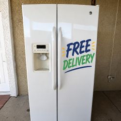 GE Side by Side Refrigerator – Excellent Working Condition – Free Delivery Available