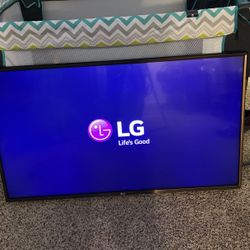 Lg Commercial Tv 43"