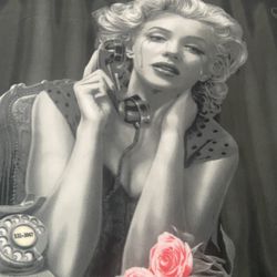 Marilyn Monroe - Blanket