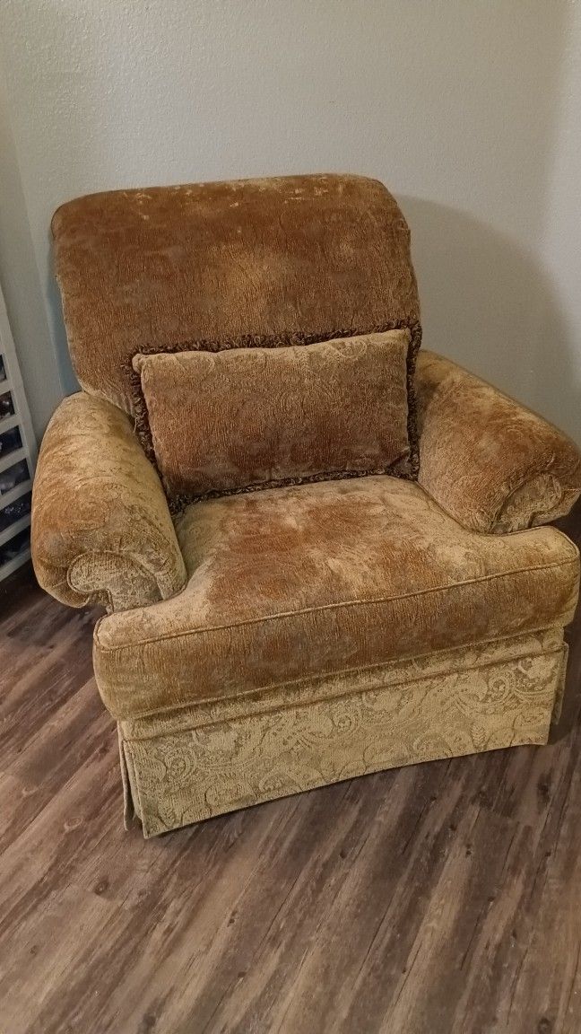 Oversized Club Arm Chair 