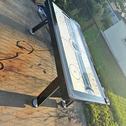 Air Hockey Table