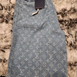 Louis Vuitton, Dior, Gucci