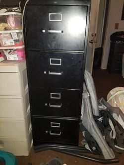 File cabnit great condition