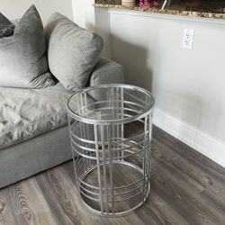 1 Silver Round Side table 