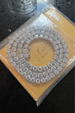 Brand New 5mm Moissanite Tennis Chain 20"