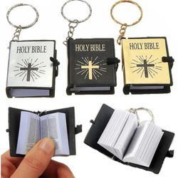 1PC Random Mini Holy Bible Keychain Real Paper Can Read Christian Cross Keyrings Holder Car Key Chains Fashion Gifts Jewelry Casual