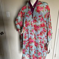 New Nymphe poncho top one size