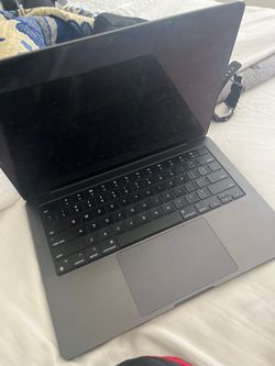 Apple - MacBook Pro 14-inch Laptop - Apple M4 Pro chip